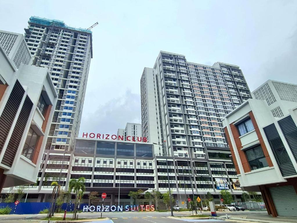 Horizon Suite Homestay, Klia By S&T Homez セパン エクステリア 写真